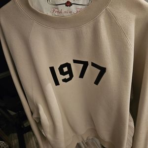 Essentials Sweatshirt